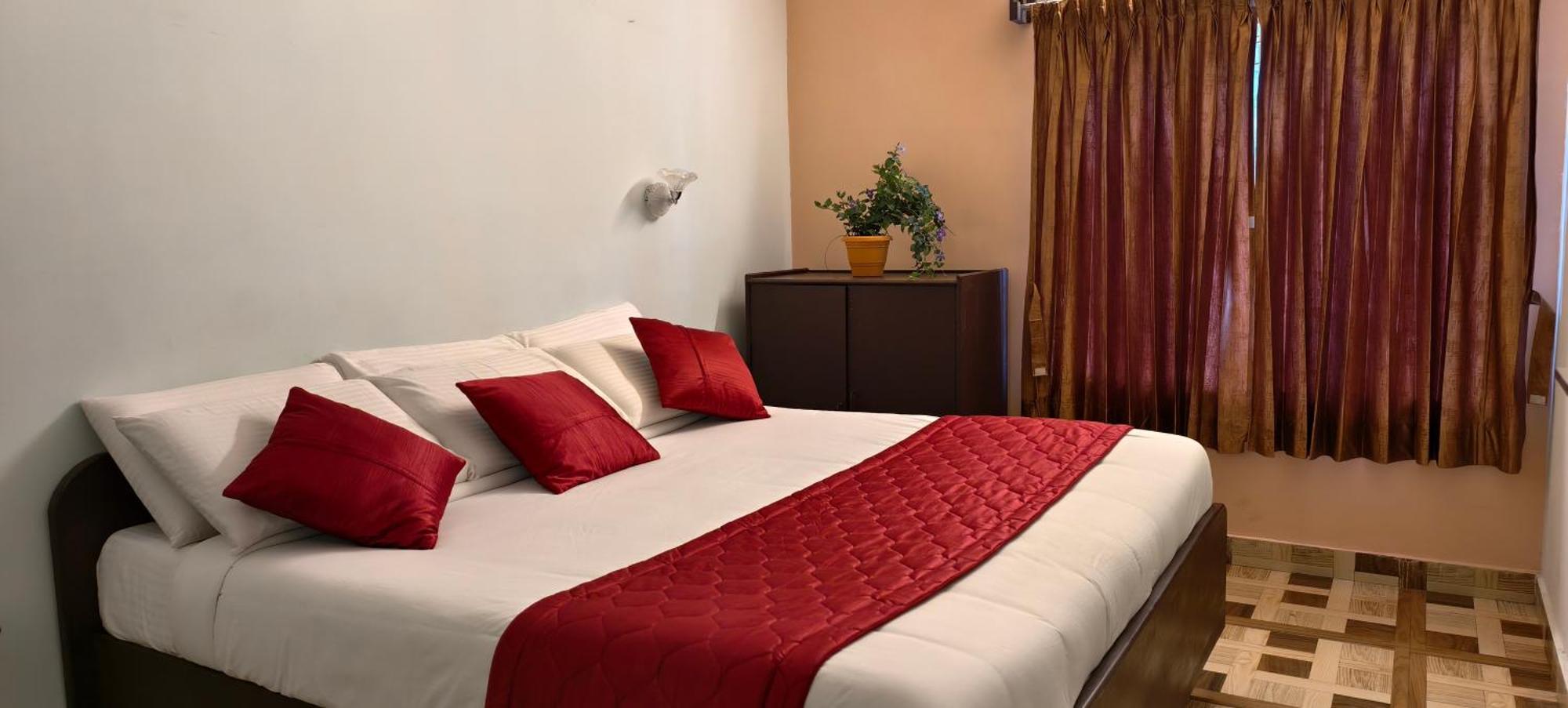 Ponmurugan Residency Kodaikanal Eksteriør billede